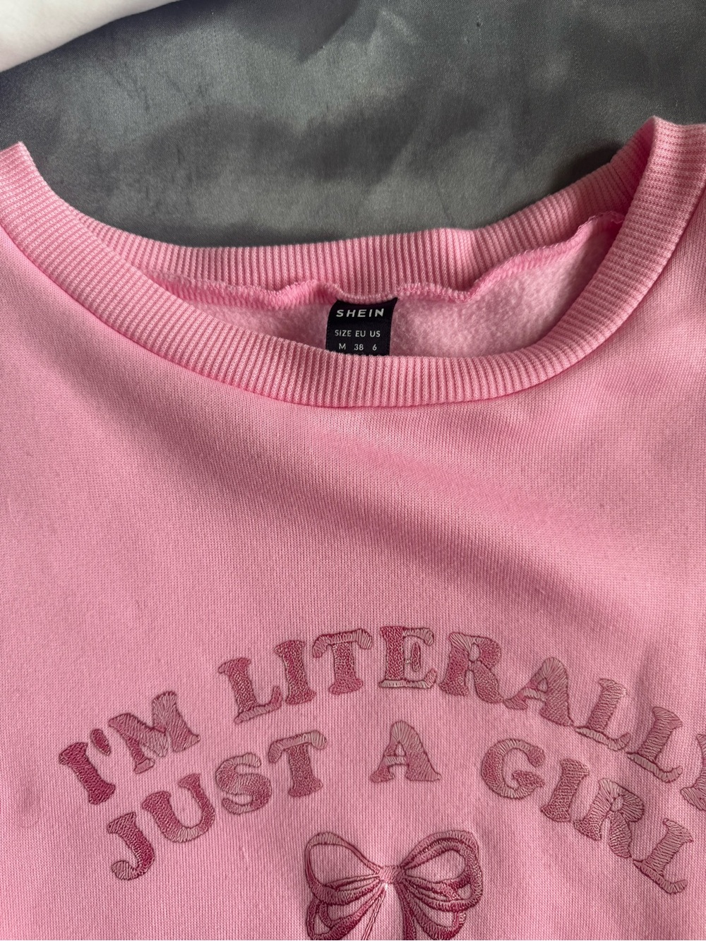 CREWNECK - Picture 2 of 3